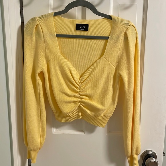 Vici Sweaters - Brand new Vici Yellow Sweater
